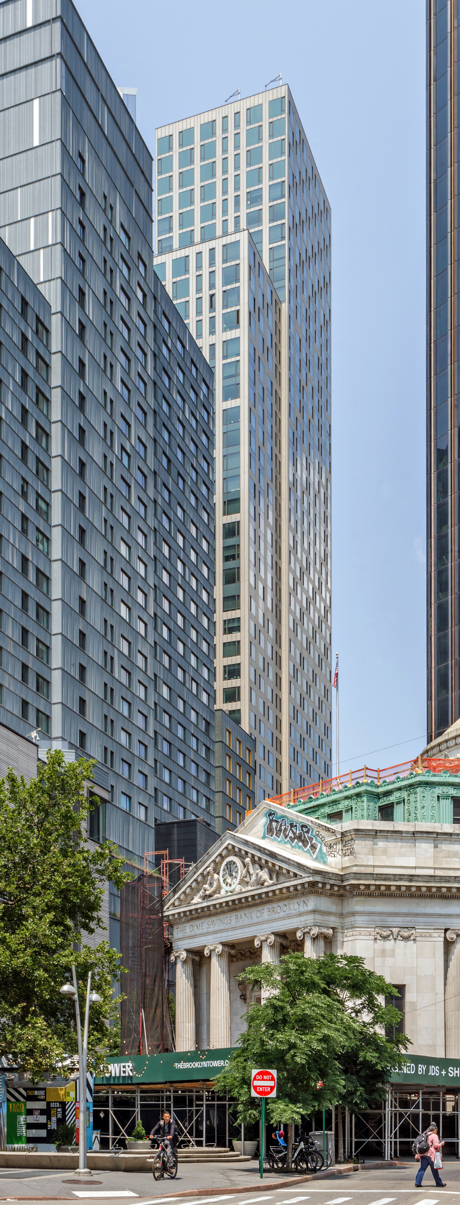 City Point Tower II, New York City - View from the south. © Mathias Beinling